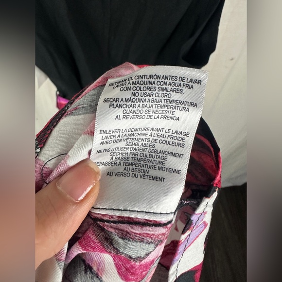 Donna Morgan Berry & Black Meadow Midi Dress Size 8P (12UK) NWT - Picture 15 of 17